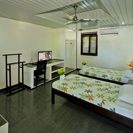 Balay Tuko Garden Inn Puerto Princesa Szoba fotó
